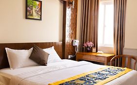 California Saigon Hotel